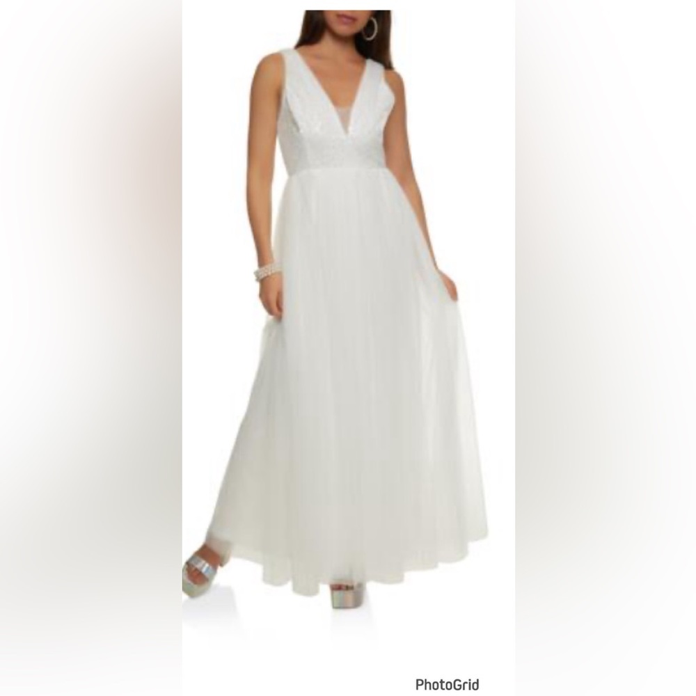 Sequin V neck tulle maxi dress